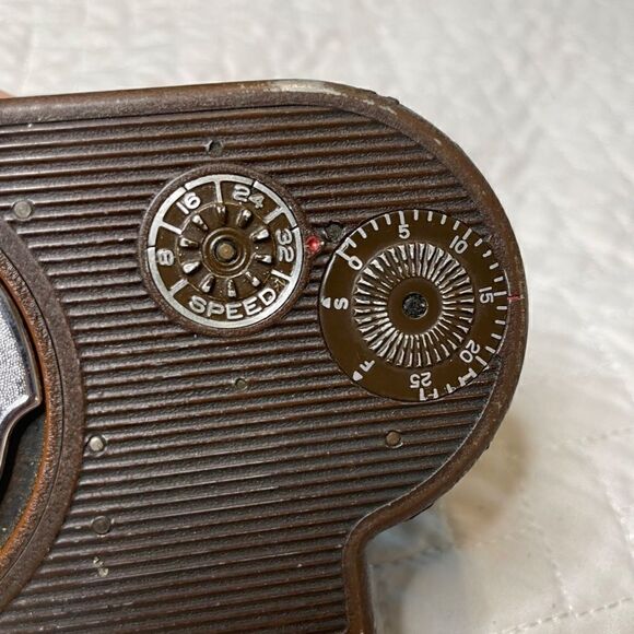 Vintage Bell & Howell Film Double Run Eight Model 134-G Cine Camera w/ Lens Case - Picture 8 of 16